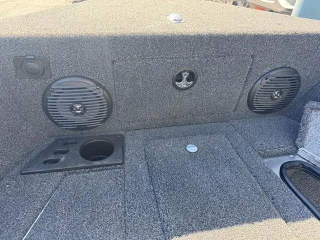 Slide: The Image of Lund 1875 Impact XS Sport 2025 - 27