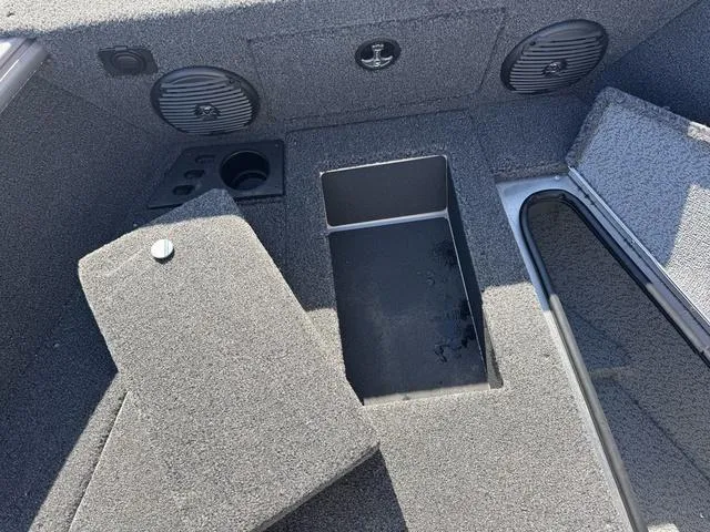 Slide: The Image of Lund 1875 Impact XS Sport 2025 - 31