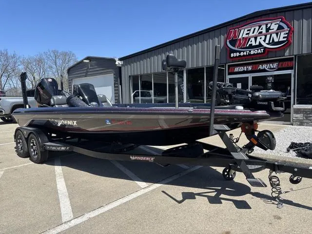 Slide: The Image of Phoenix Bass Boat 721 Pro XP 2022 - 9