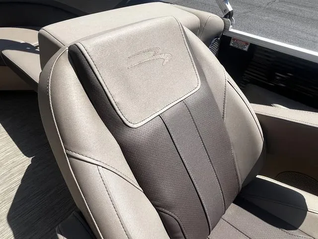 Slide: The Image of Luxurious seating on 2022 Bennington 22 SXSR Tri-Toon Pontoon boat, featuring elegant stitching. - 21