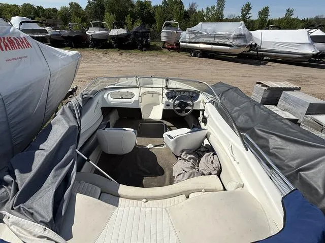 Slide: The Image of Glastron SX195RB 2004 - 10