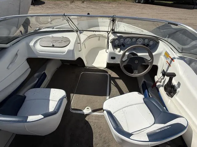 Slide: The Image of Glastron SX195RB 2004 - 3