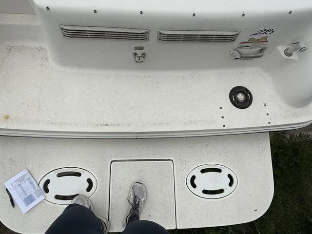 Slide: The Image of Sea Ray 215 Express Cruiser 1998 - 9