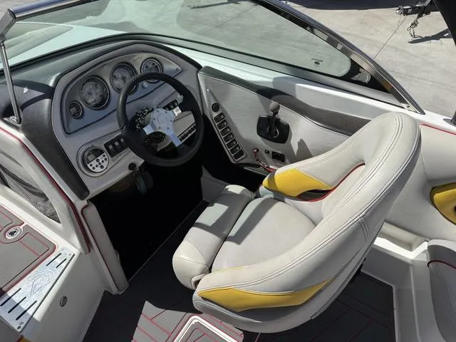 Slide: The Image of Centurion Enzo SV240 2009 - 10