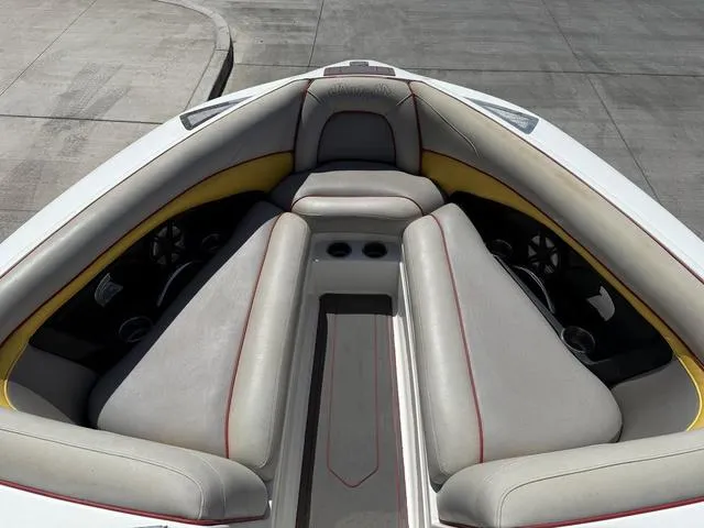 Slide: The Image of Centurion Enzo SV240 2009 - 11