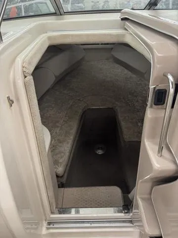 Slide: The Image of Sea Ray 215 Weekender 2004 - 14