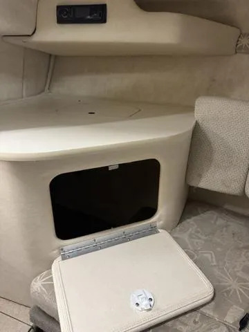 Slide: The Image of Sea Ray 215 Weekender 2004 - 18