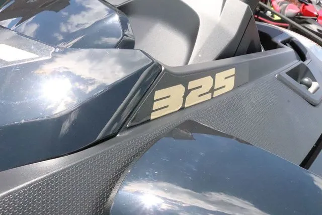 Slide: The Image of Sea-Doo RXT-X 2025 - 11