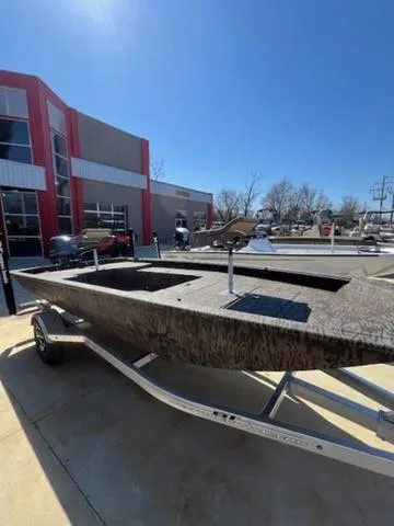 Slide: The Image of 2025 Xpress Boats HD 16 DB in showroom, featuring sleek design and durable construction. - 8