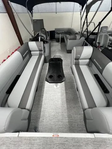 Slide: The Image of Bennington S L-Bench 22 SLJ 2025 - 5