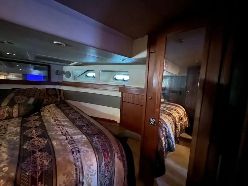 Slide: The Image of Bayliner 4788 Pilot House Motoryacht 1996 - 61