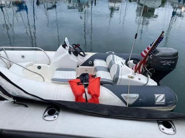 Slide: The Image of Bayliner 4788 Pilot House Motoryacht 1996 - 66