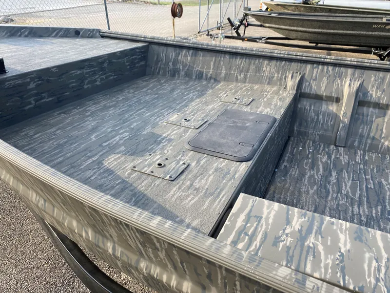 Slide: The Image of War Eagle 860LDV 2025 - 3