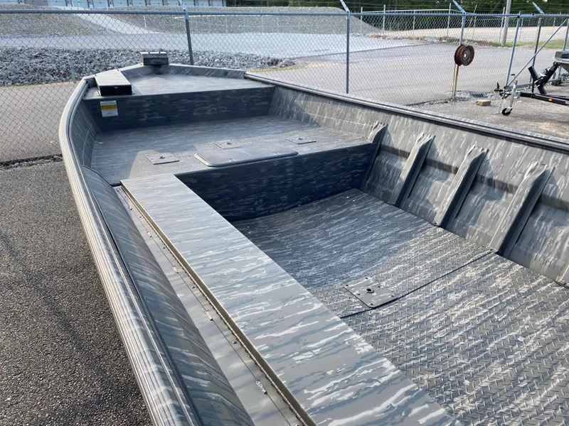 Slide: The Image of War Eagle 860LDV 2025 - 6