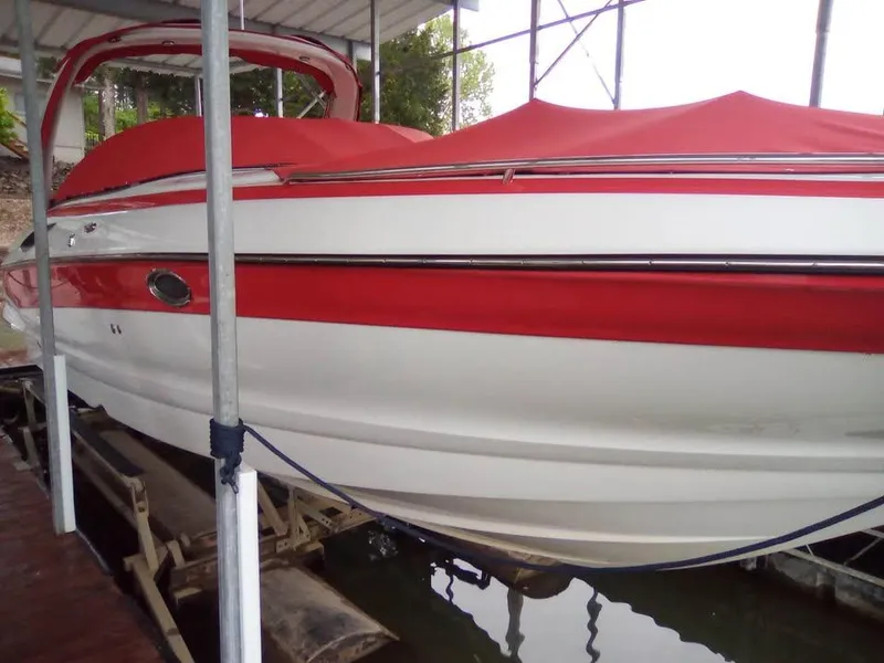 The Image of Crownline Boats Bowrider 316 LS 2005 - 1