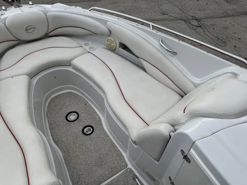 Slide: The Image of Crownline Boats Bowrider 316 LS 2005 - 11