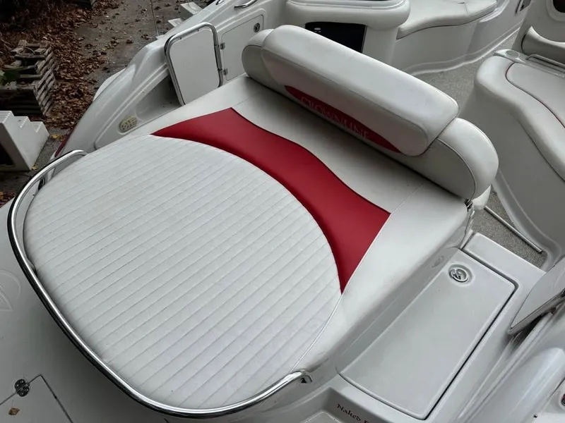 Slide: The Image of Crownline Boats Bowrider 316 LS 2005 - 17