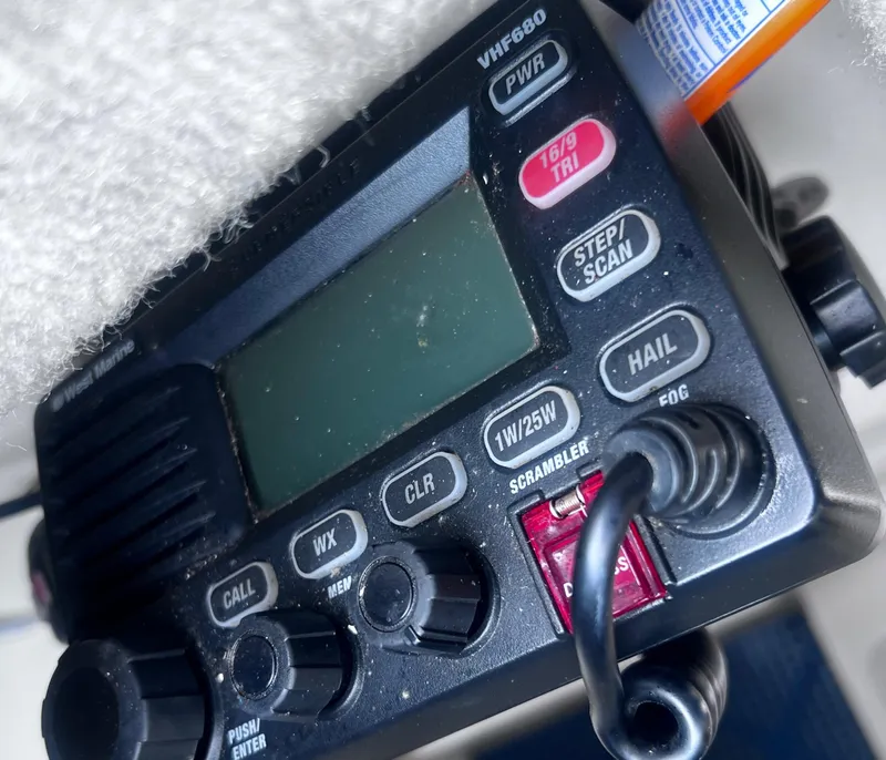 Slide: The Image of VHF radio equipment on a 1999 Parker 21 Cuddy Cabin boat. - 10