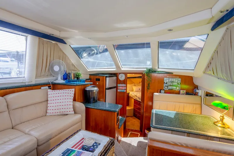 Slide: The Image of Helm of 2000 Carver 356 Aft Cabin Motor Yacht with Garmin navigation system. - 5