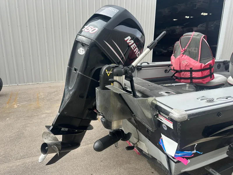 Slide: The Image of Lund 1800 Pro-V SE 2007 - 10