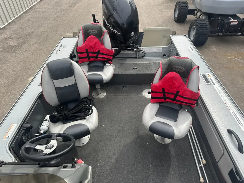 Slide: The Image of Lund 1800 Pro-V SE 2007 - 8