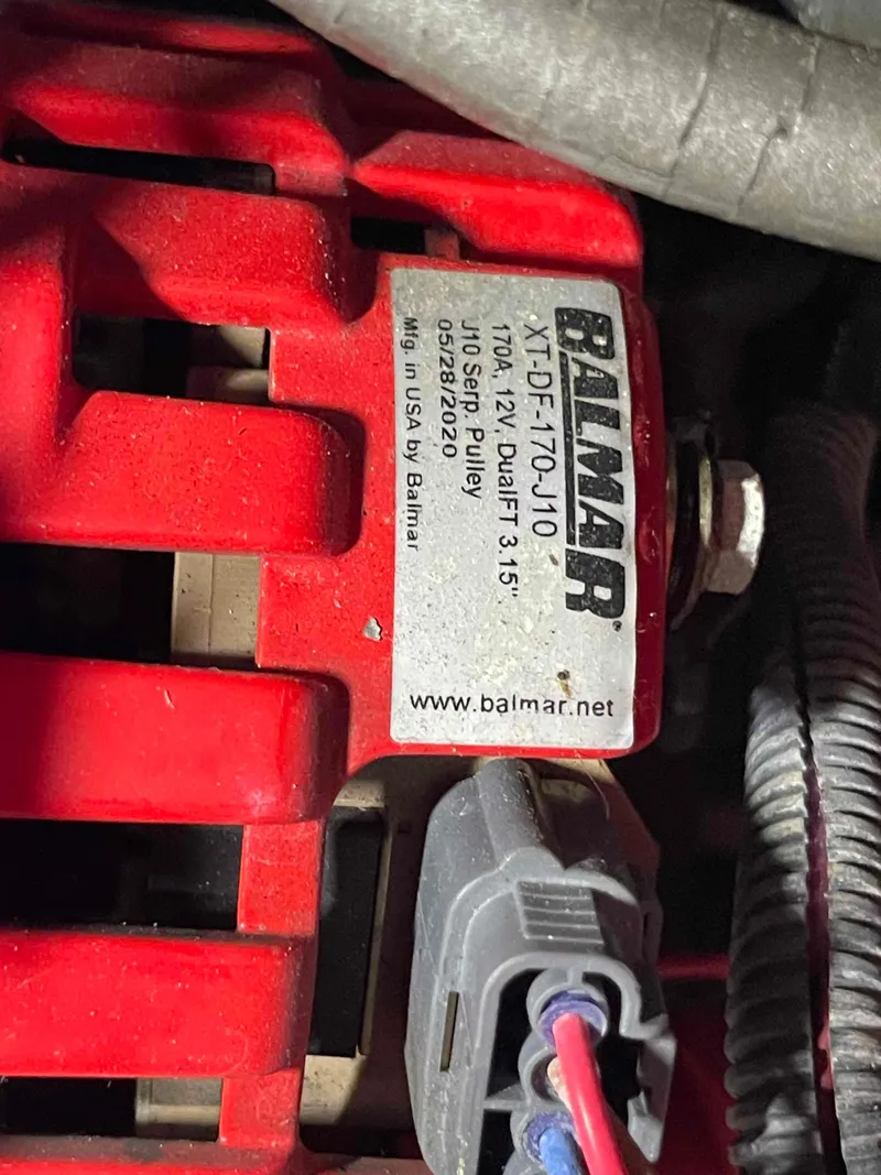 Slide: The Image of Hunter 45 Center Cockpit 2006 - 64