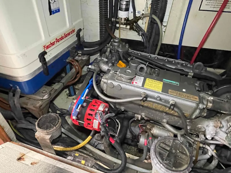 Slide: The Image of Hunter 45 Center Cockpit 2006 - 66