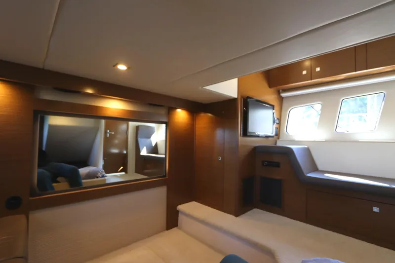 Slide: The Image of Cruisers Yachts 45 Cantius 2015 - 77