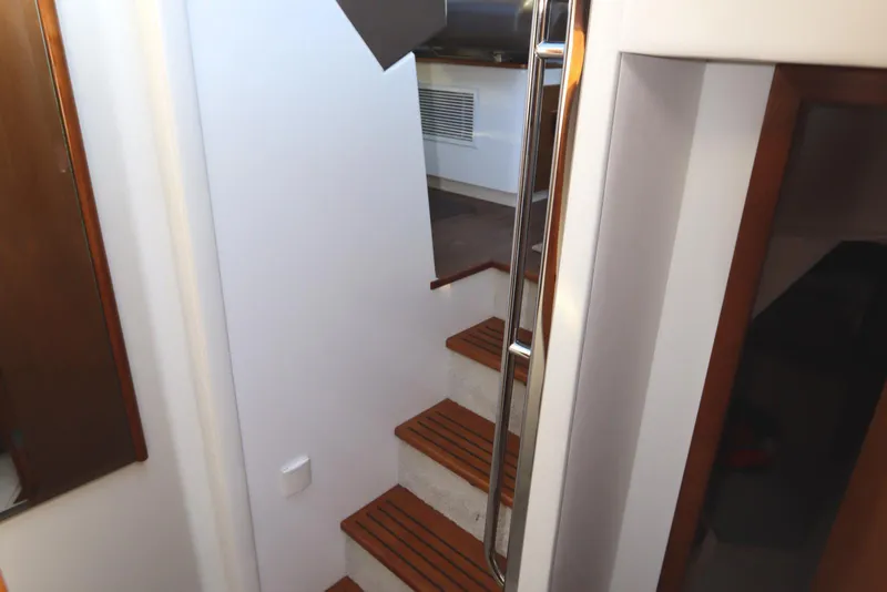 Slide: The Image of Cruisers Yachts 45 Cantius 2015 - 82