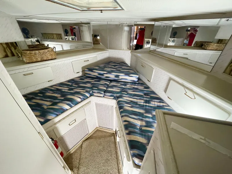 Slide: The Image of Guest strm - 16