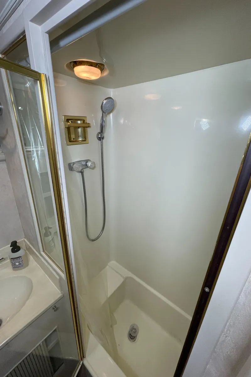 Slide: The Image of Owners suite head 2 - 22