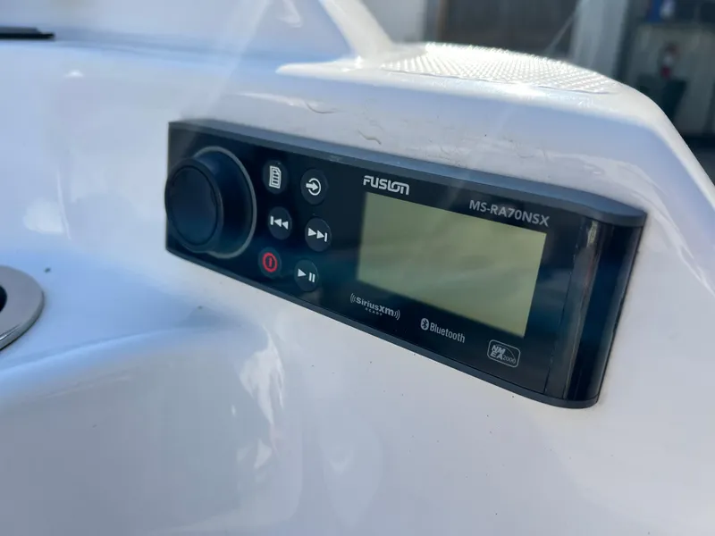 Slide: The Image of Fusion MS-RA70NSX audio system on 2019 Yamaha Boats 242 Limited S. - 12