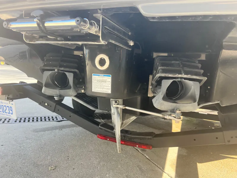 Slide: The Image of Rear view of a 2019 Yamaha Boats 242 Limited S jet propulsion system. - 4