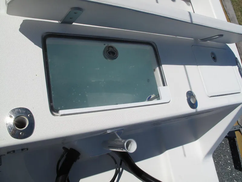 Slide: The Image of SeaVee 290B 2018 - 12