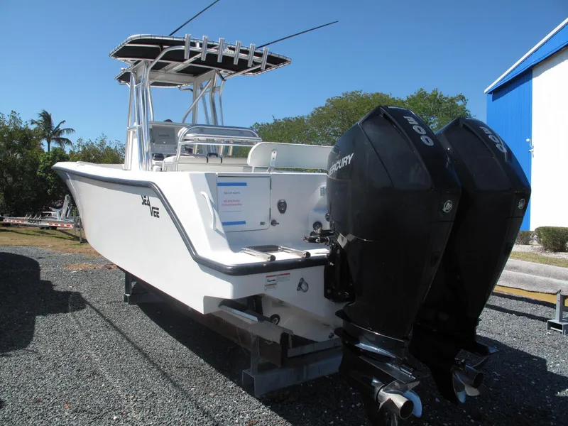 Slide: The Image of SeaVee 290B 2018 - 3