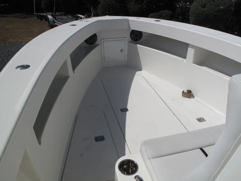 Slide: The Image of SeaVee 290B 2018 - 8