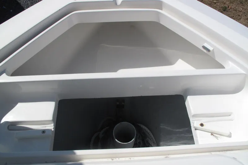 Slide: The Image of SeaVee 290B 2018 - 9