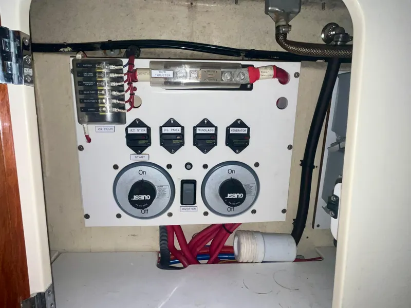 Slide: The Image of Hinckley Yachts Picnic Boat EP 2005 - 51