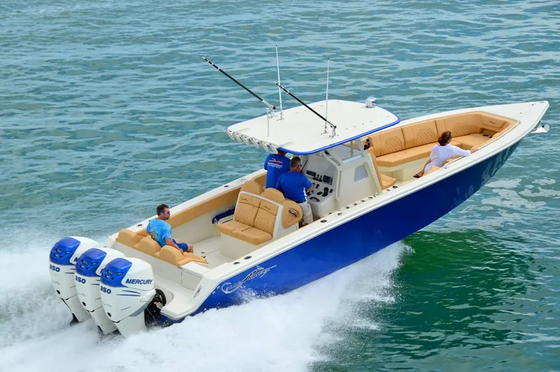 Slide: The Image of BlackWater 36 2016 - 1