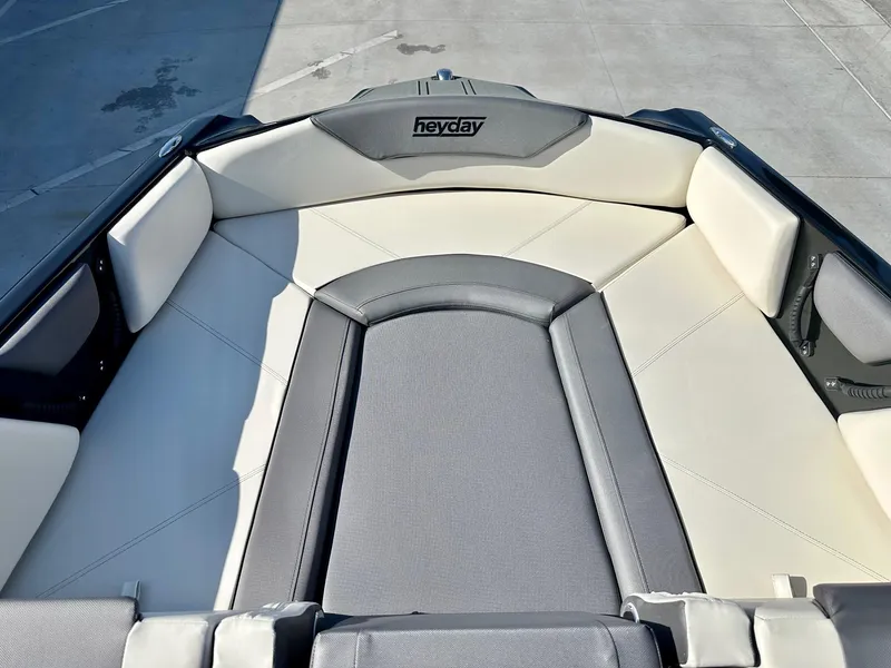 Slide: The Image of Heyday Wake Boats WTSurf 2025 - 14