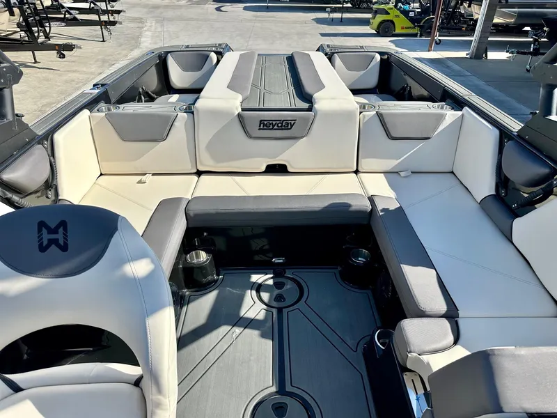 Slide: The Image of Heyday Wake Boats WTSurf 2025 - 6