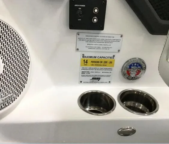 Slide: The Image of Cobalt R6 Surf 2025 - 10