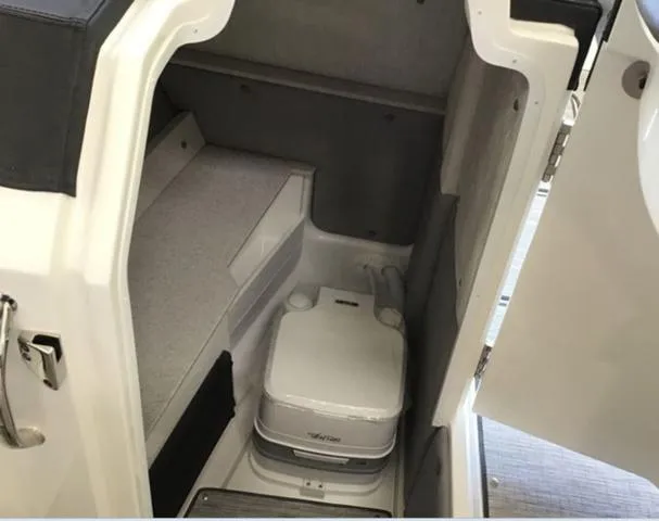 Slide: The Image of Cobalt R6 Surf 2025 - 14