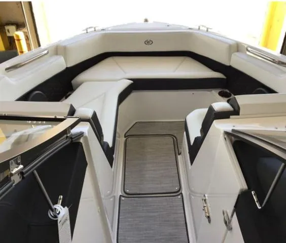 Slide: The Image of Cobalt R6 Surf 2025 - 4