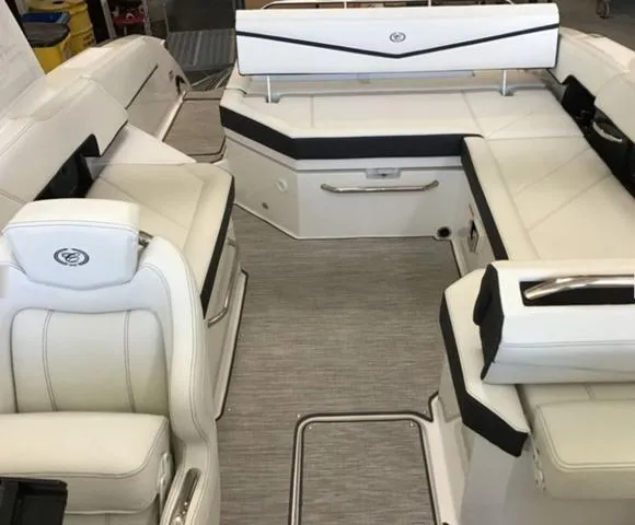 Slide: The Image of Cobalt R6 Surf 2025 - 7