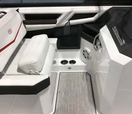 Slide: The Image of Cobalt R6 Surf 2025 - 13