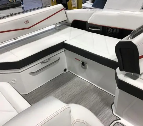 Slide: The Image of Cobalt R6 Surf 2025 - 14