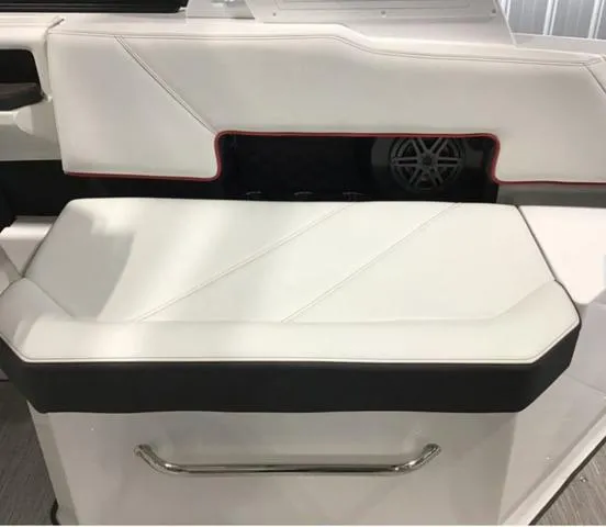 Slide: The Image of Cobalt R6 Surf 2025 - 7