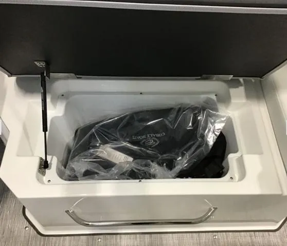 Slide: The Image of Cobalt R8 2025 - 14