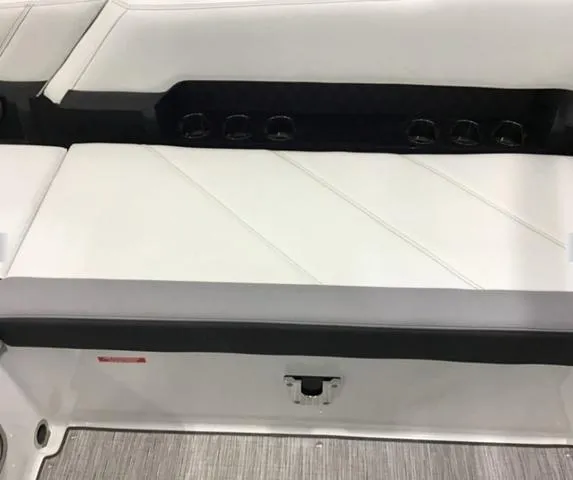 Slide: The Image of Cobalt R8 2025 - 15